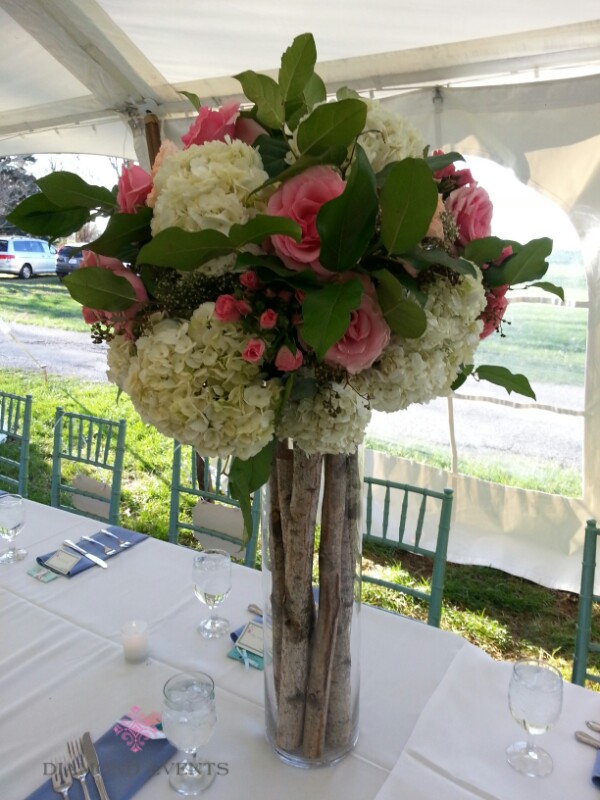 Tall centerpiece with birch wood base