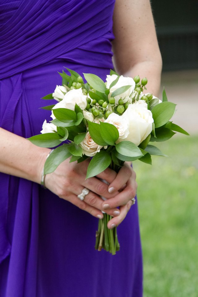 Green and white bridesmaid bouquet